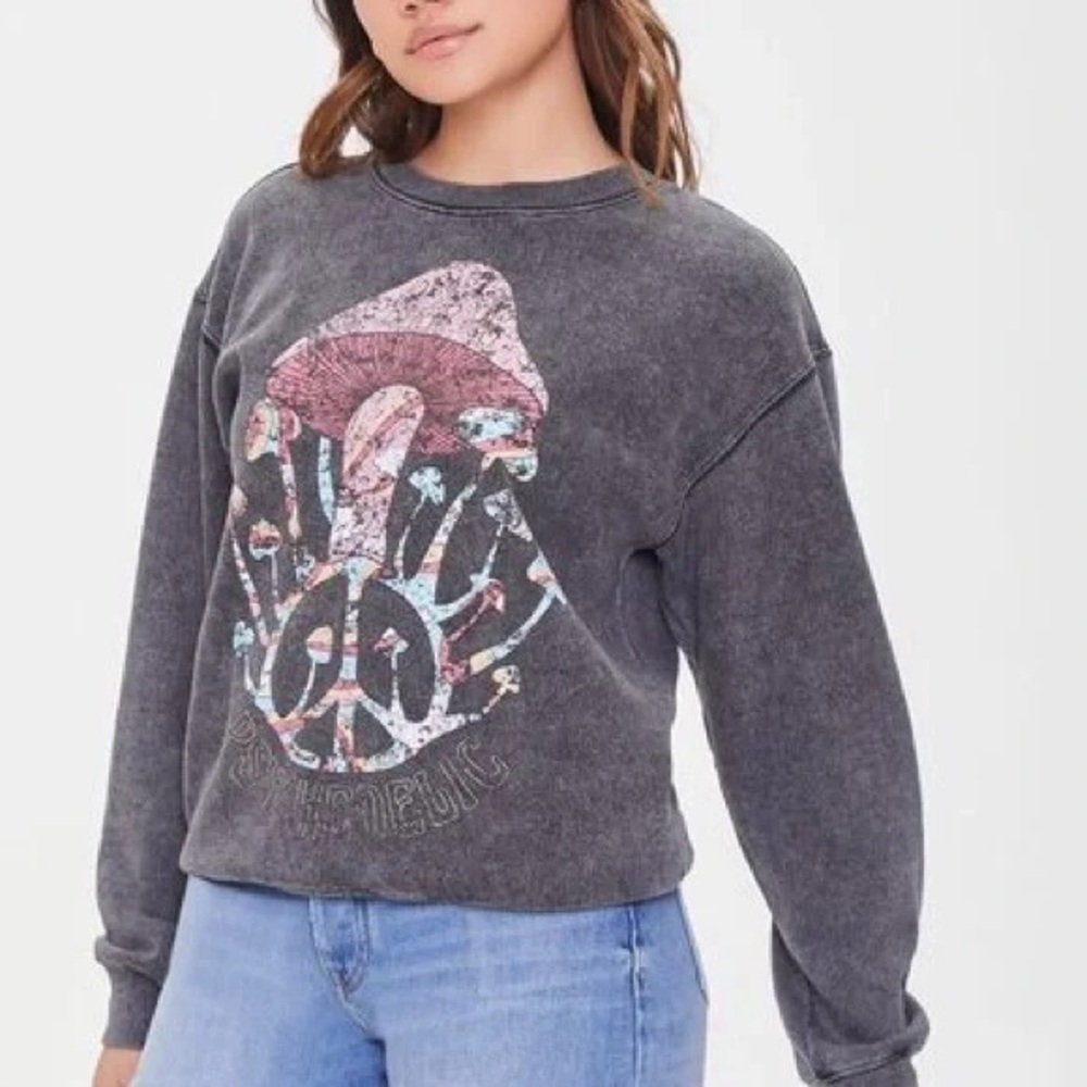 ❄️ Forever 21 | Plus Size Mushroom Graphic Pullover 2X
